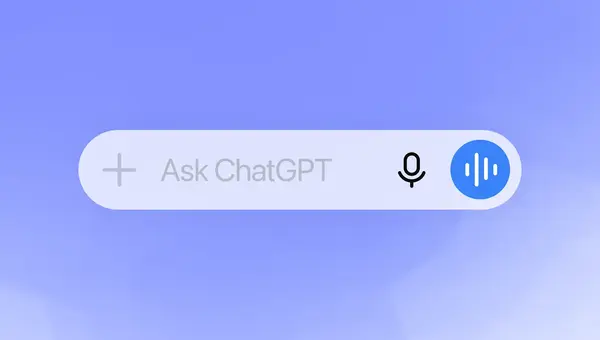 ChatGPT 입력창 오른쪽의 음성 아이콘을 가리키는 공식 제품 화면